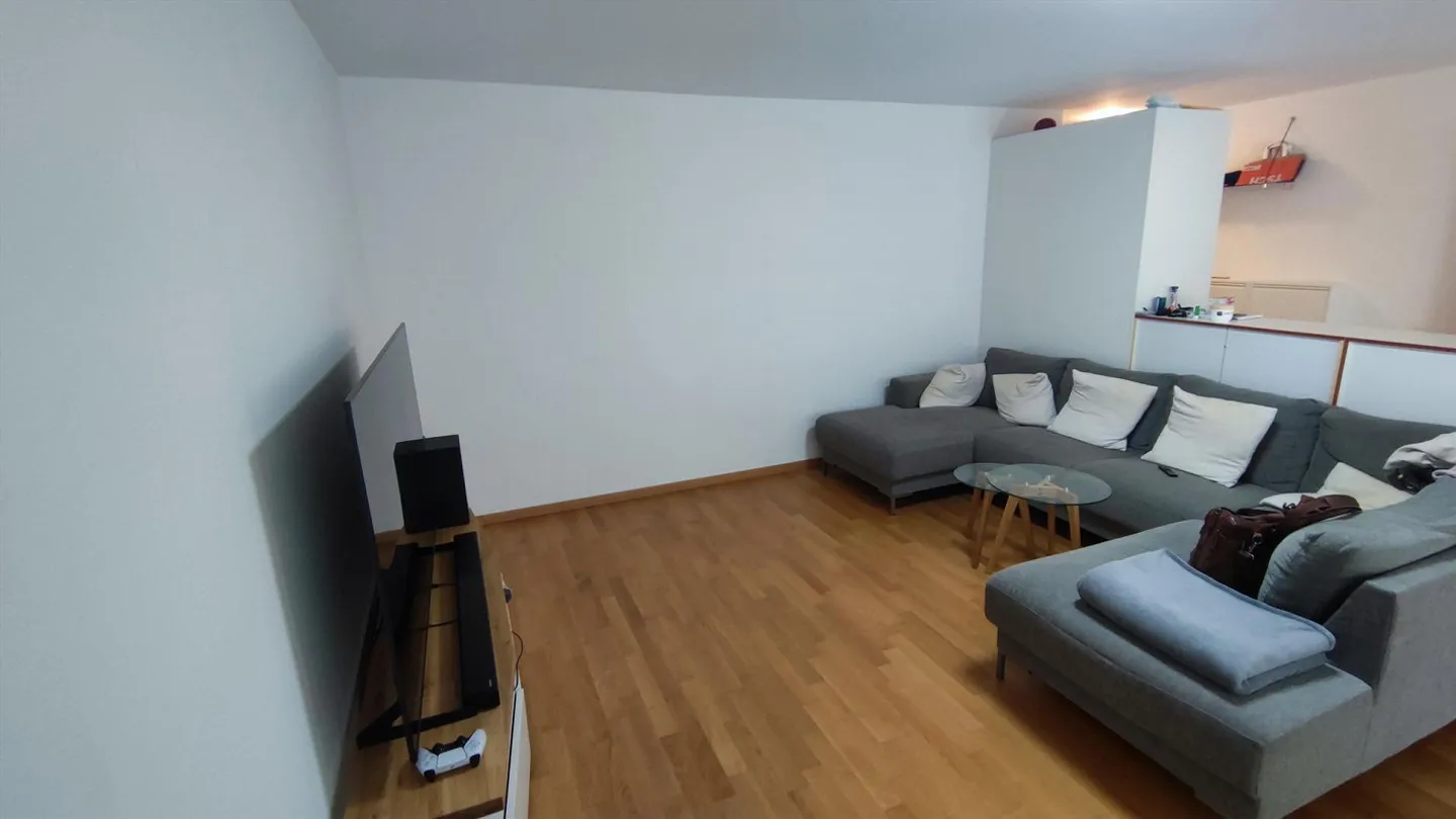 Modernes Apartment in Altstetten - Foto 7 von 14