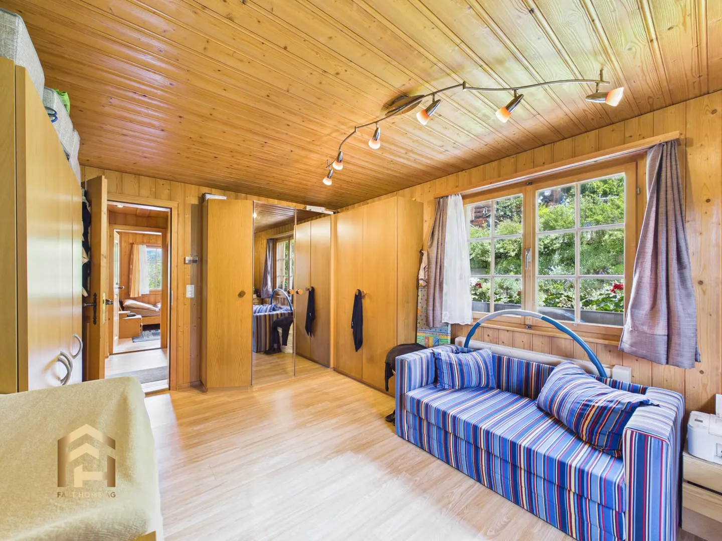 Chalet soleggiato con appartamento separato e vista mozzafiato - Foto 6 di 13