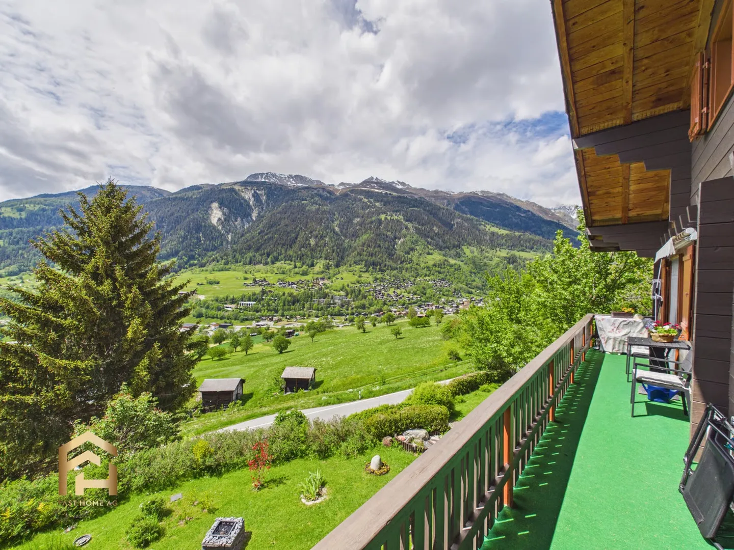 Chalet soleggiato con appartamento separato e vista mozzafiato - Foto 11 di 13