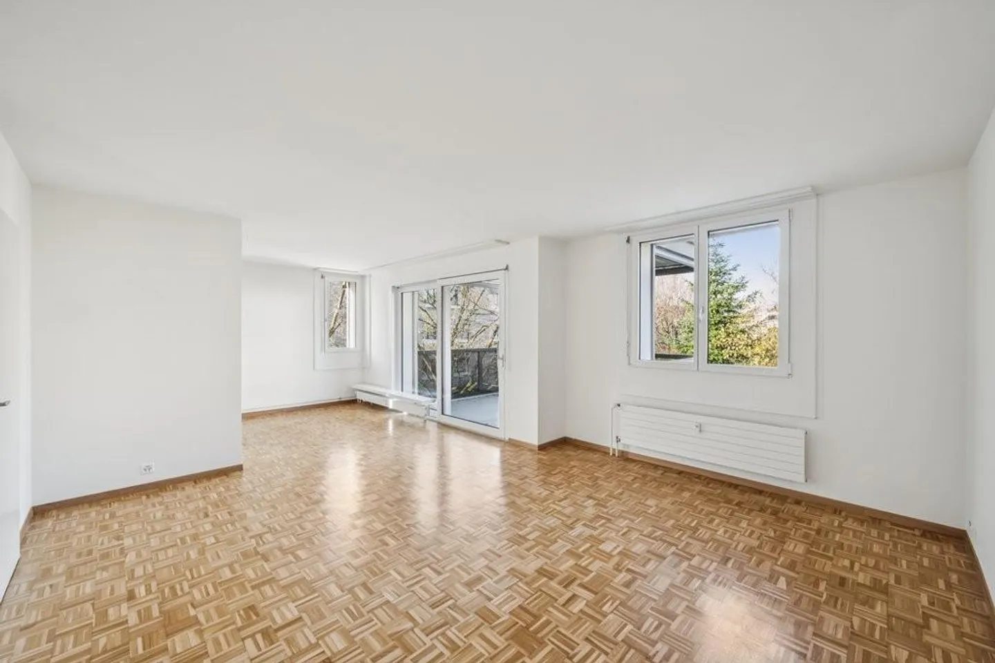 Bella appartamento di 4,5 stanze con grande balcone a Allschwil - Foto 5 di 12