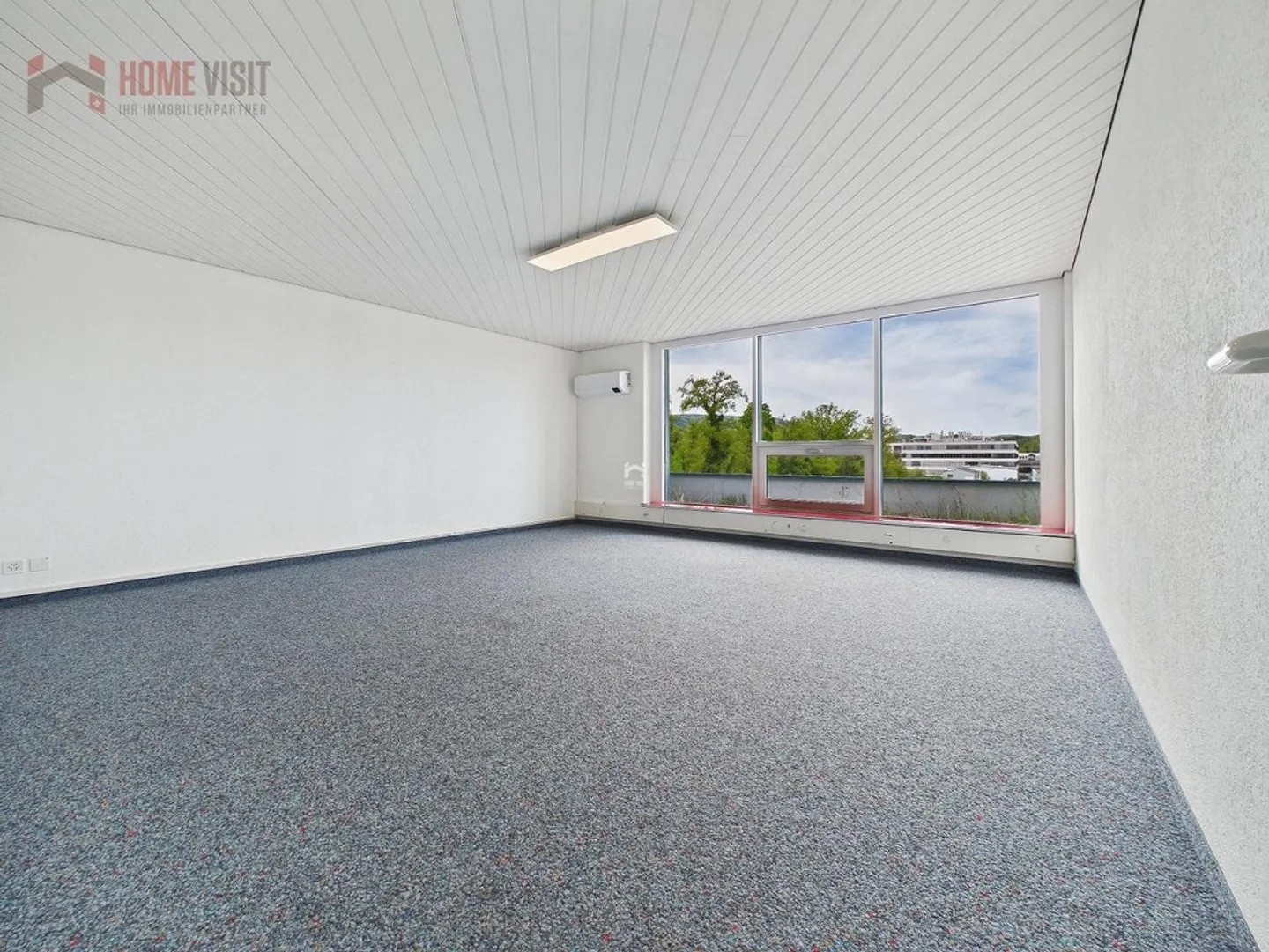 Attractive Office Space with 7 Parking Spaces & High Development Potential - Photo 3 of 14