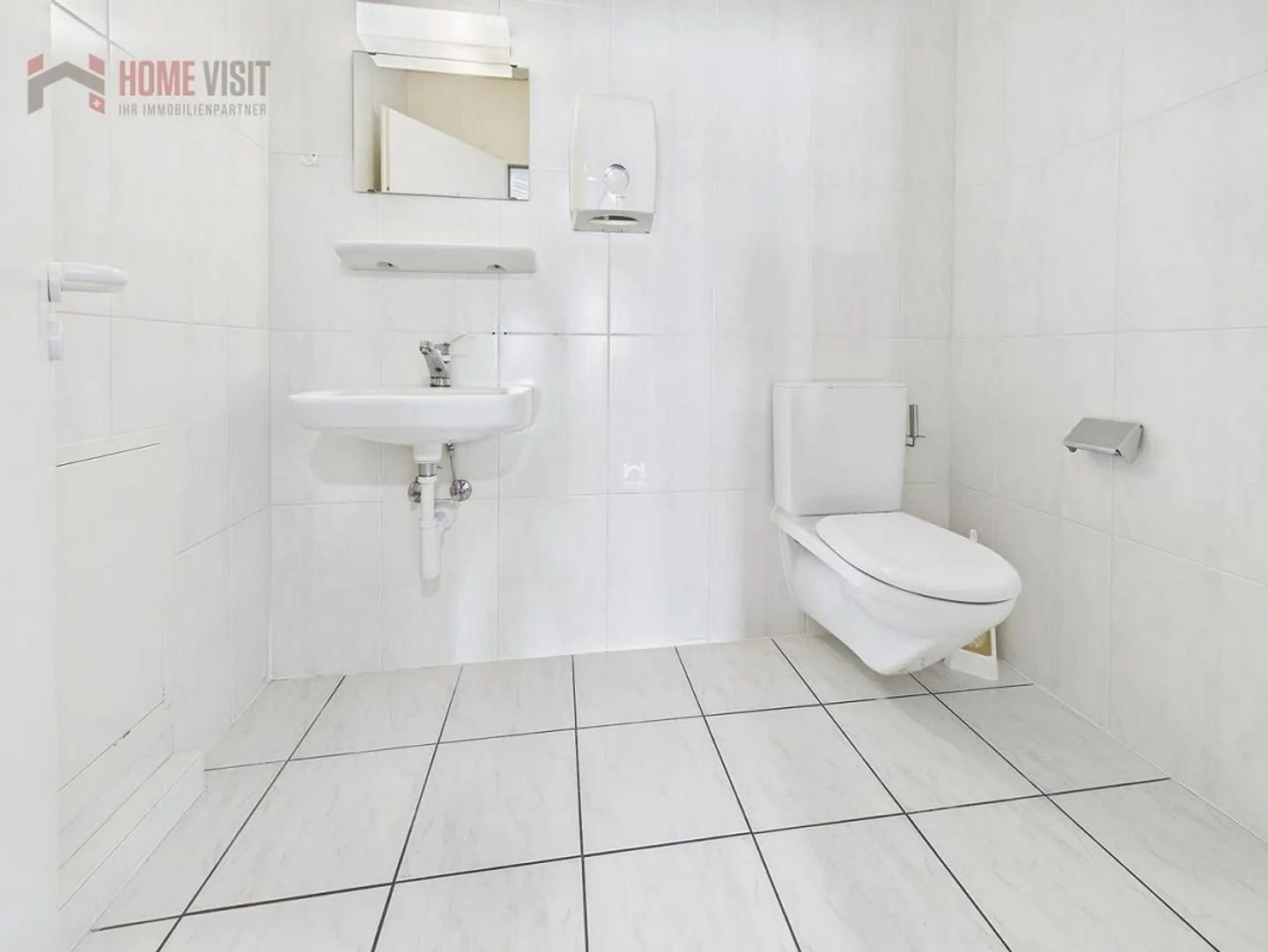 Attractive Office Space with 7 Parking Spaces & High Development Potential - Photo 10 of 14