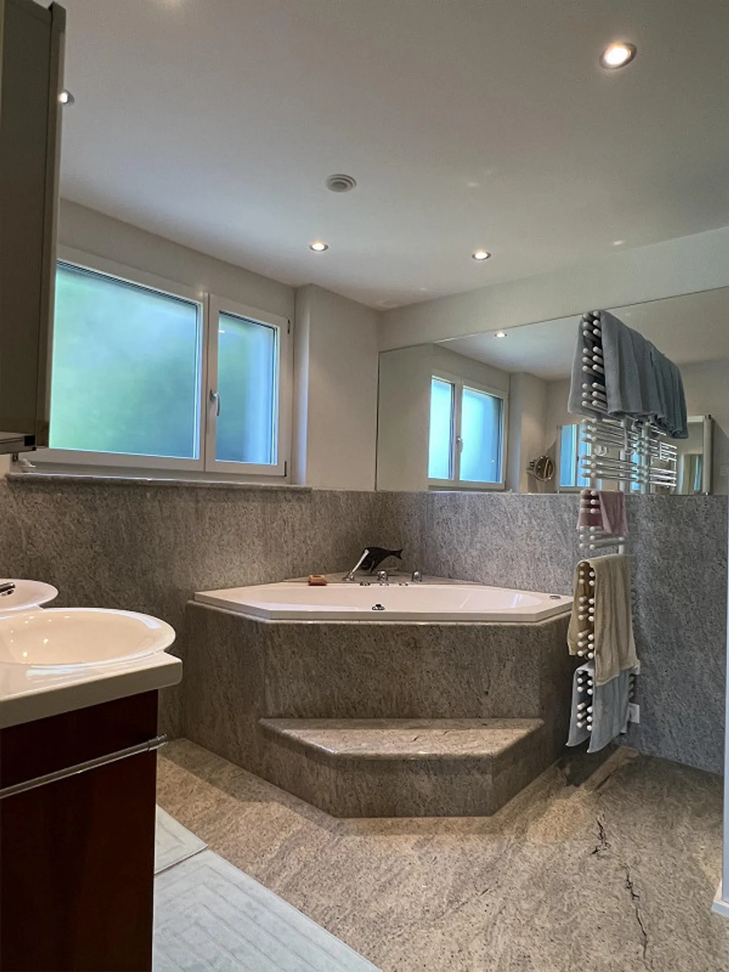 Comfortable Living with Panoramic View! - Photo 7 of 14