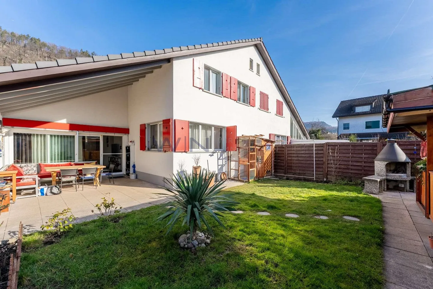 Rénové avec caractère : Jardin, Abri, Garage - Photo 3 sur 13