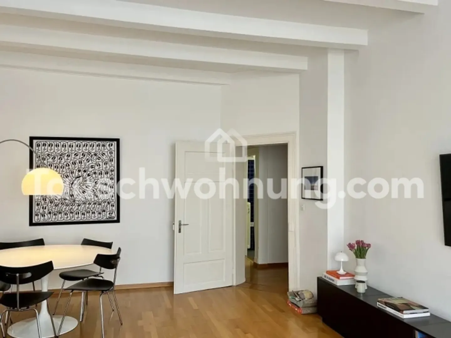 Grosse Wohnung mit Gartensitzplatz im Kreis 6 - Foto 3 von 11