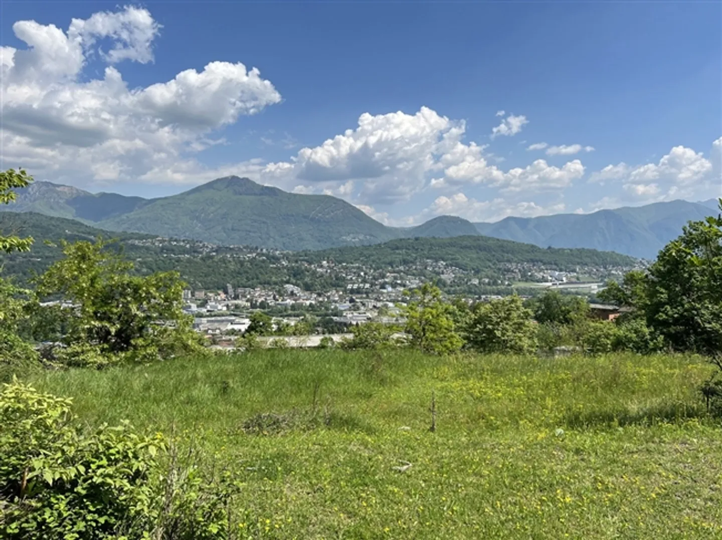 GRAVESANO<br>BUILDING PLOT FOR SALE (Tourist Recreation Area) - Photo 1 of 1