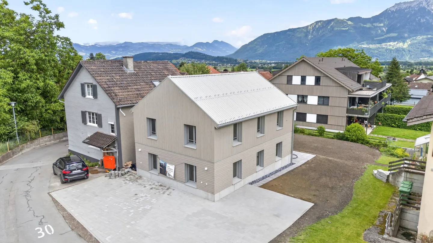 Maison individuelle neuve indépendante à Gams - 4,5 pièces de plaisir de vivre pour toute la famille - Photo 3 sur 20