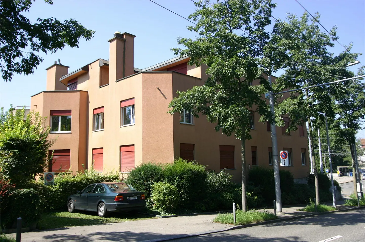 2.5-room apartment in a central location in Höngg - Photo 1 of 12