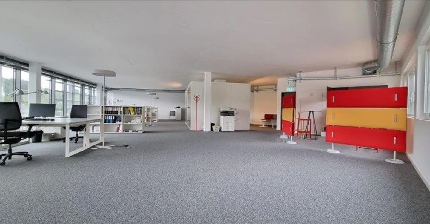 Bureau à louer - Photo 1 sur 6