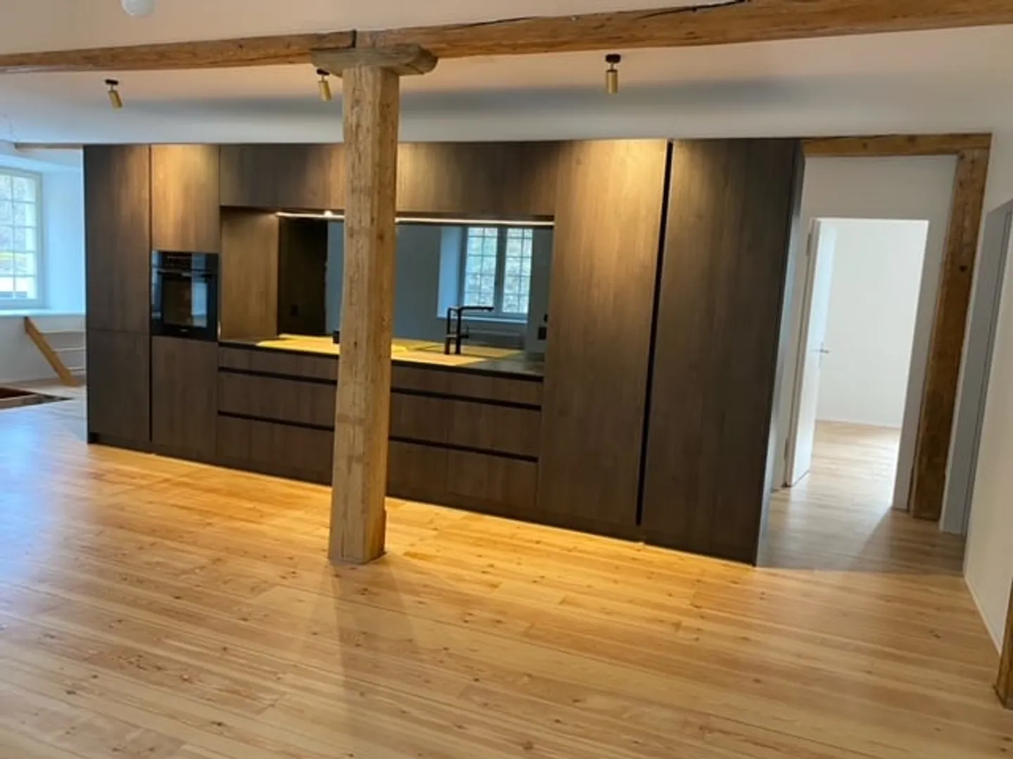 Charmante appartement 4.5 pièces dans un emplacement calme et central - Photo 5 sur 13