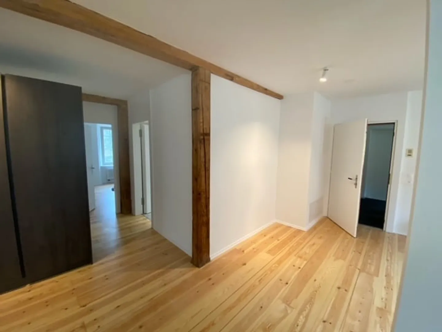 Charmante appartement 4.5 pièces dans un emplacement calme et central - Photo 6 sur 13