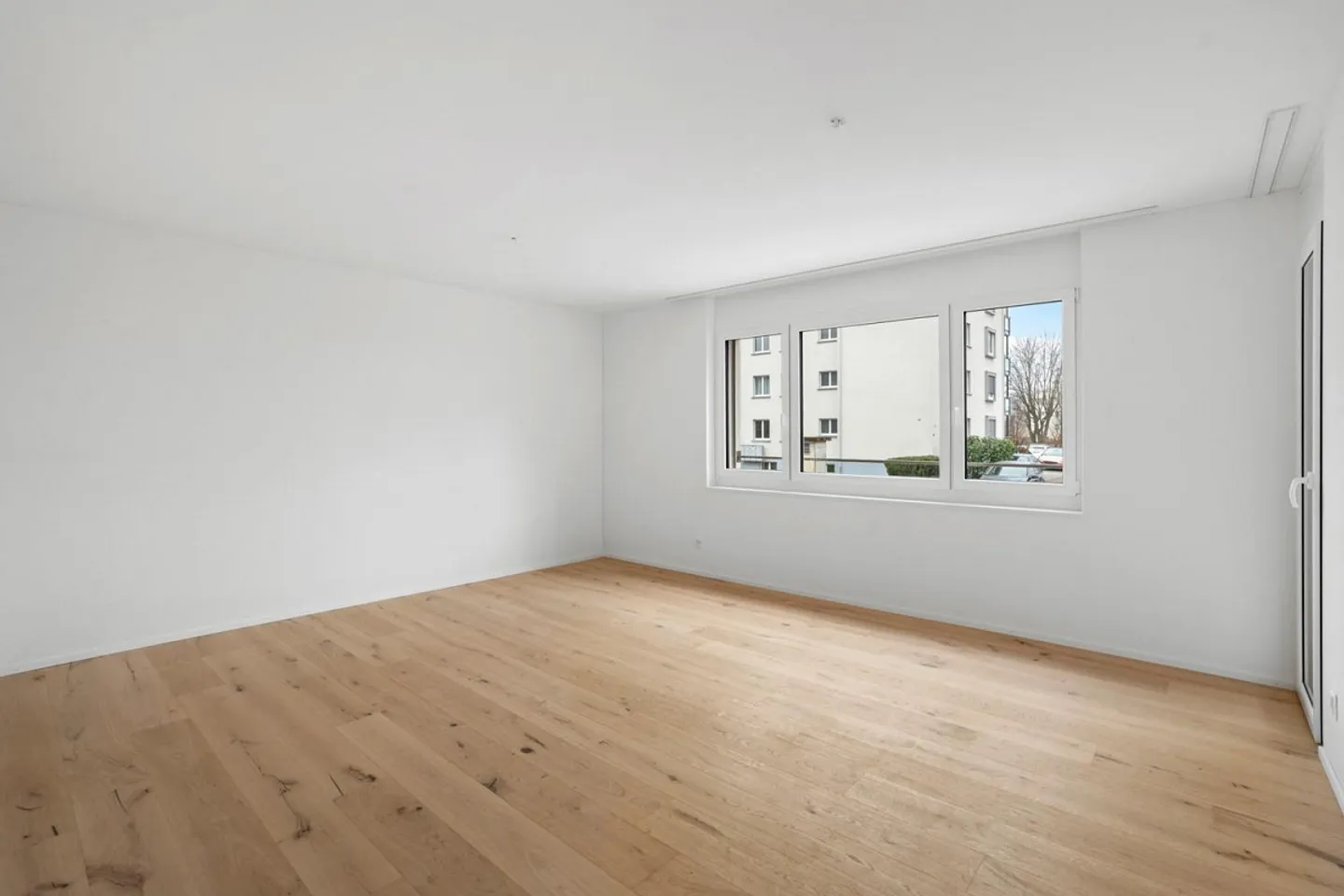 PRIMA AFFITTAZIONE dopo RISTRUTTURAZIONE COMPLETA! Appartamento giardino 4.5 stanze! NUOVE FOTO! - Foto 5 di 15