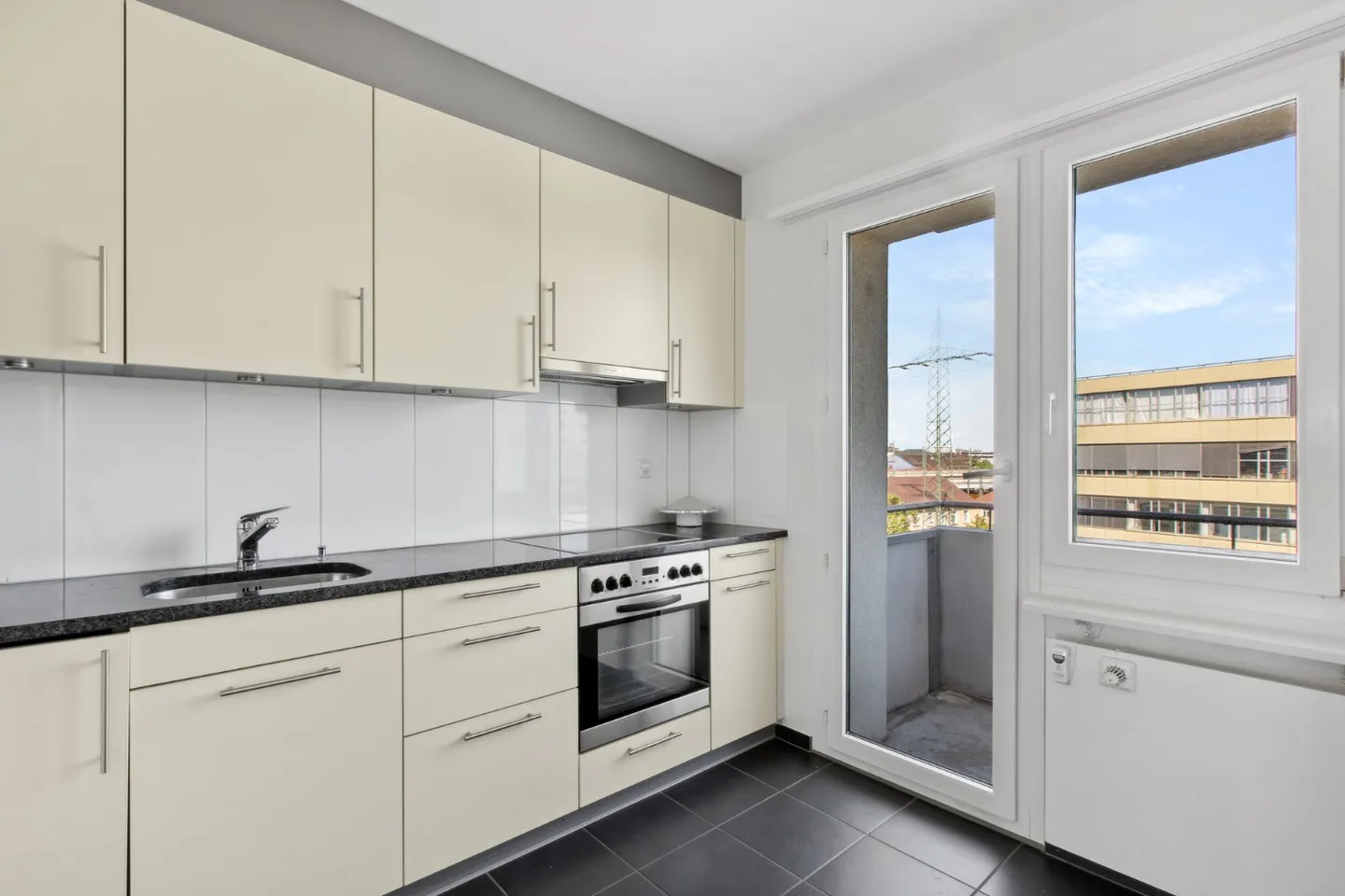 Helle 3-Zimmerwohnung - Foto 2 von 10
