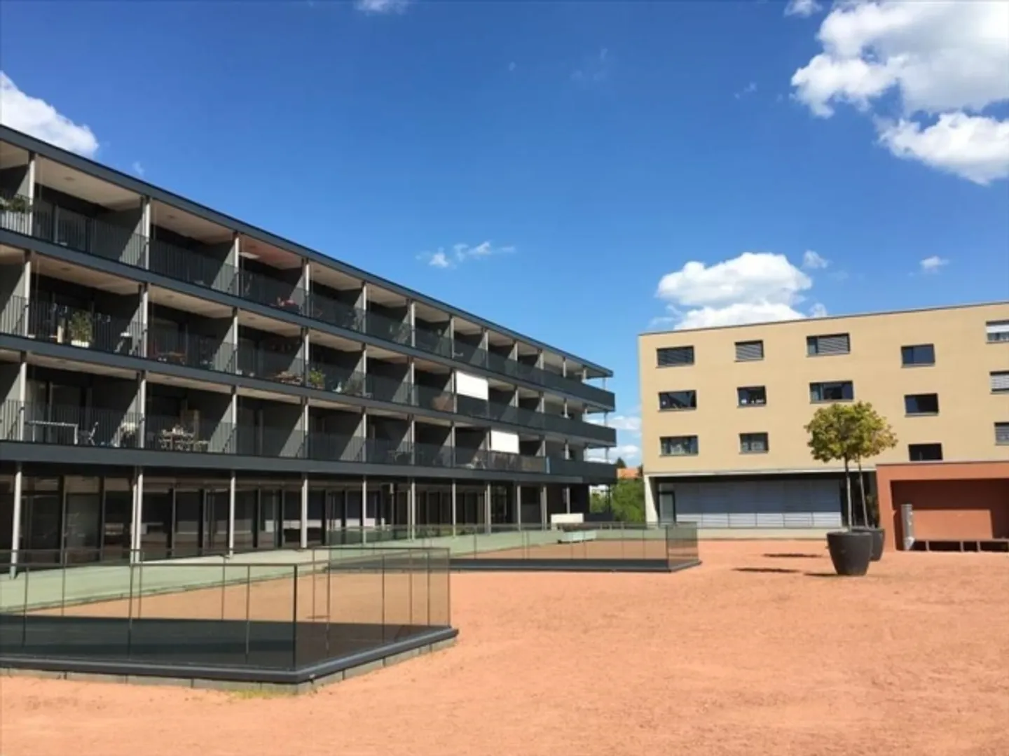 Modernes Appartement im Jura - Foto 1 von 1