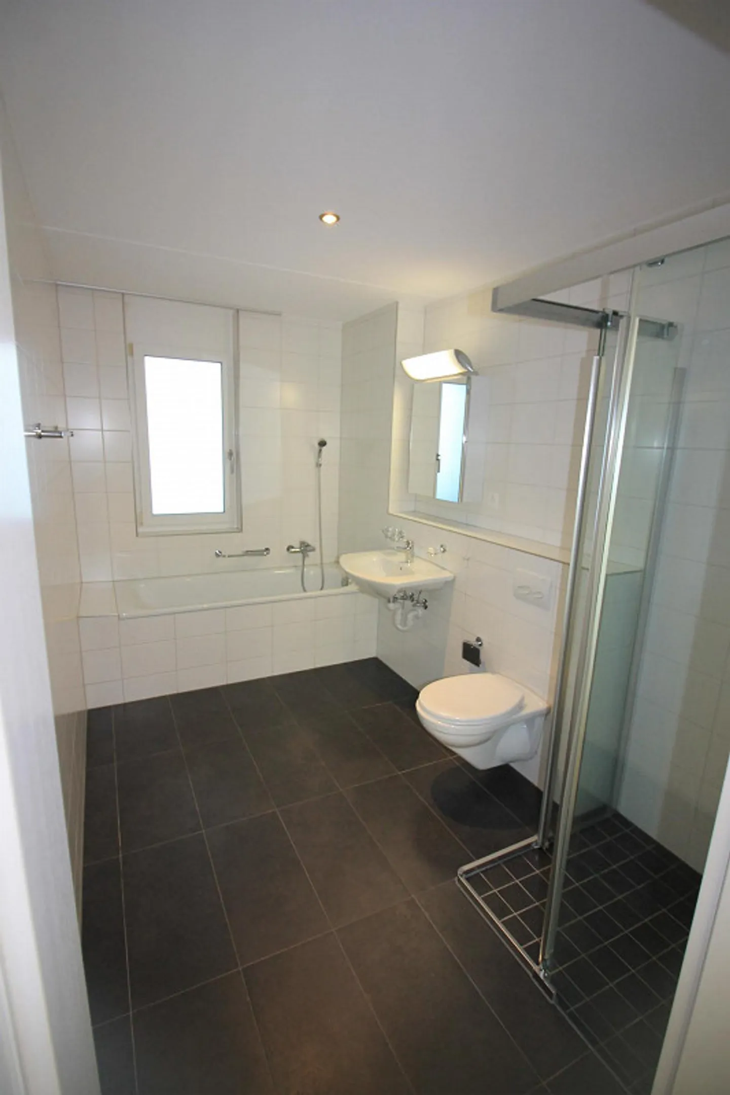 Country apartment with direct connection to Bern and Thun - Photo 9 of 12