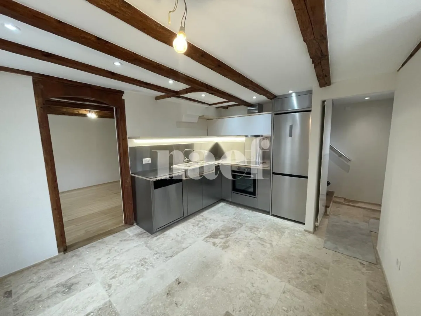 Incantevole casa di villaggio con 4 camere + 2 sale giochi riscaldate in annessi - Foto 1 di 9