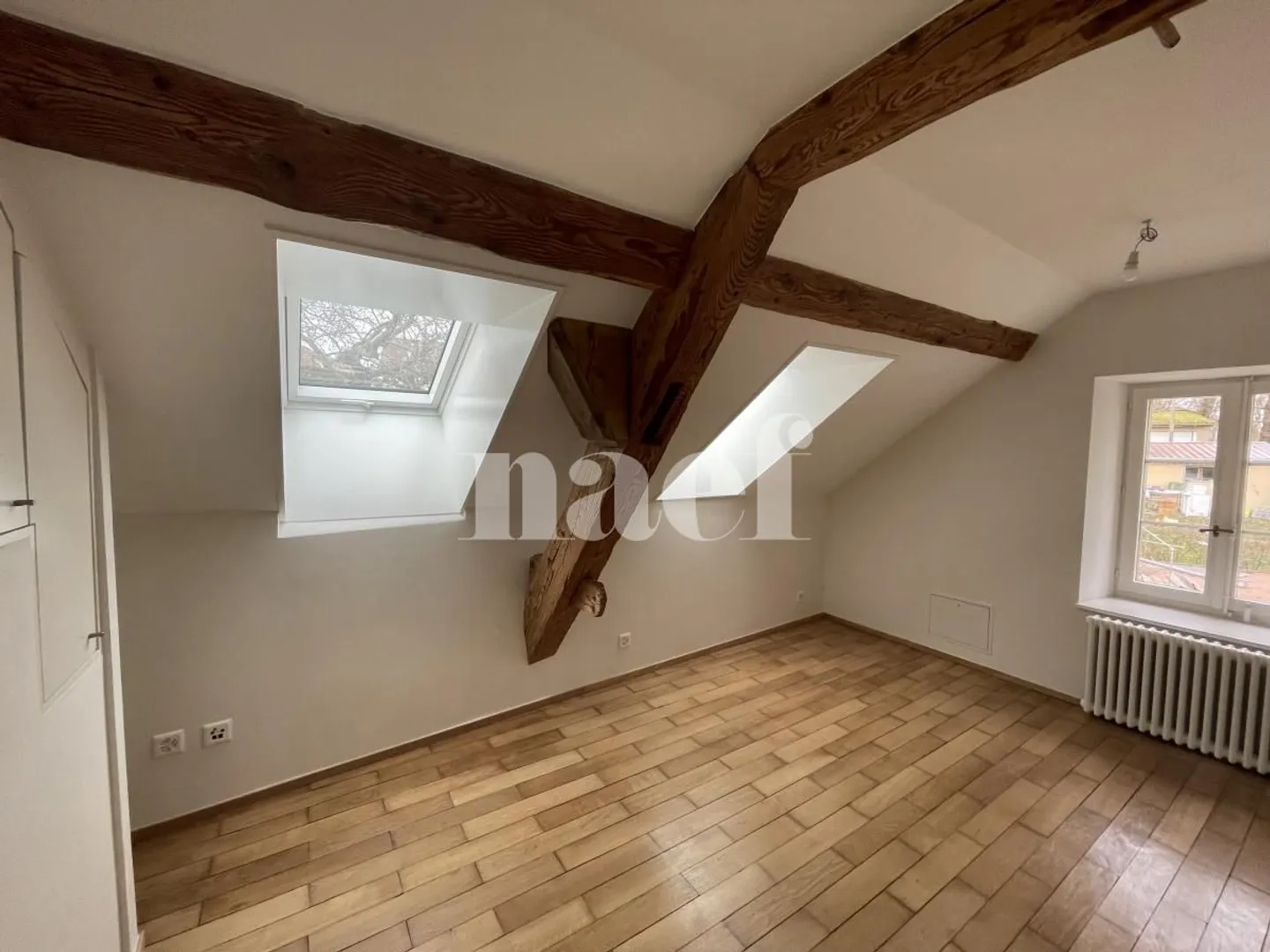 Incantevole casa di villaggio con 4 camere + 2 sale giochi riscaldate in annessi - Foto 5 di 9