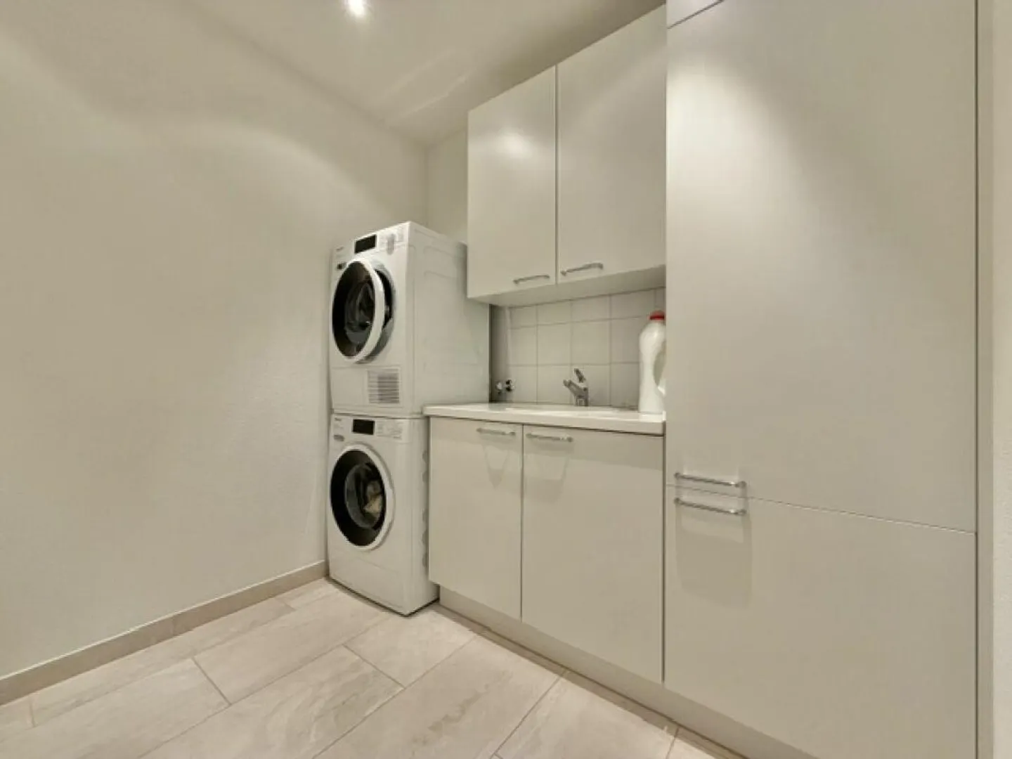 FOR SALE IN ASCONA, prestigious 4.5-room penthouse also usable as a SECONDARY RESIDENCE - Photo 19 of 26