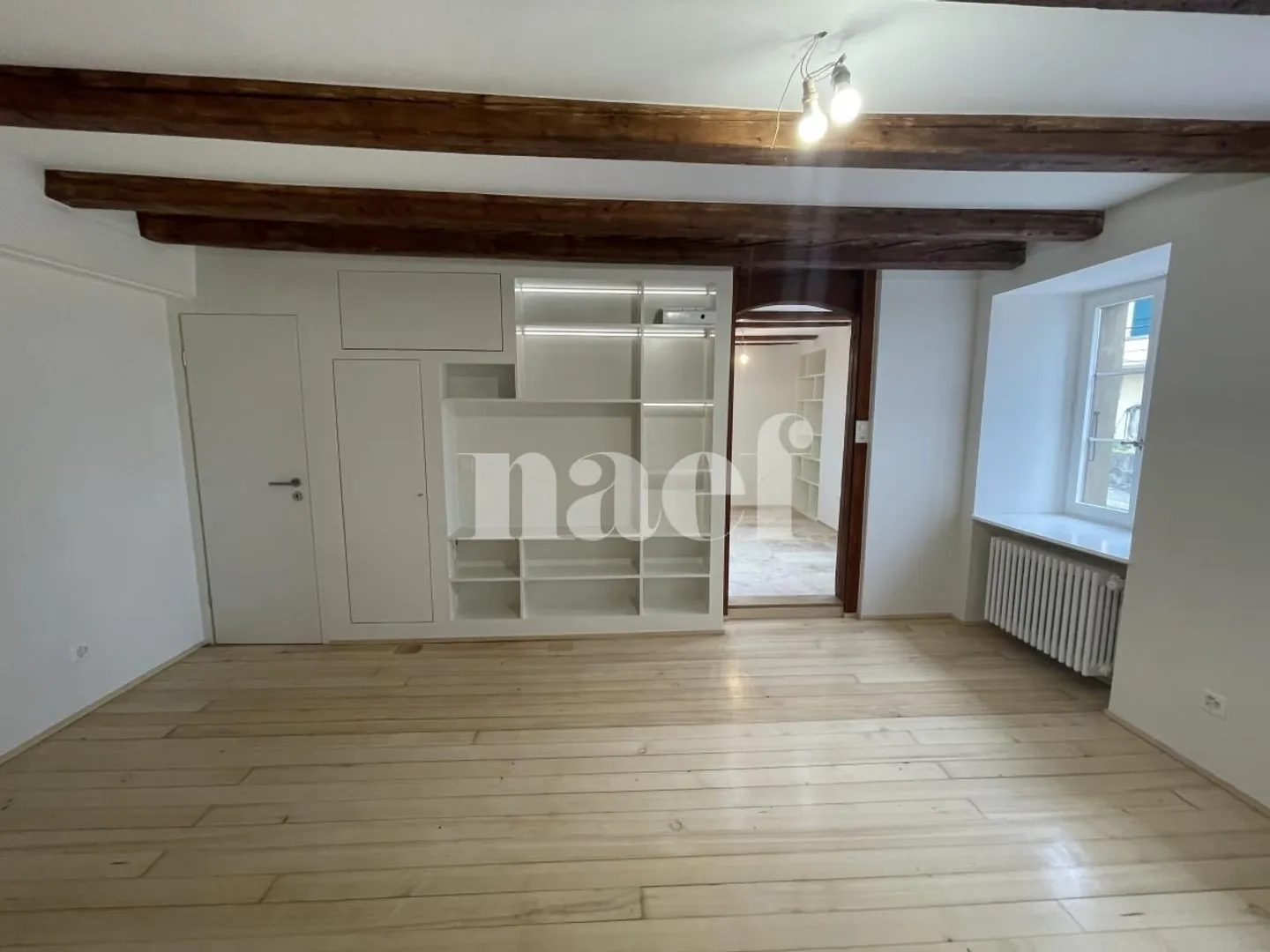 Incantevole casa di villaggio con 4 camere + 2 sale giochi riscaldate in annessi - Foto 3 di 9