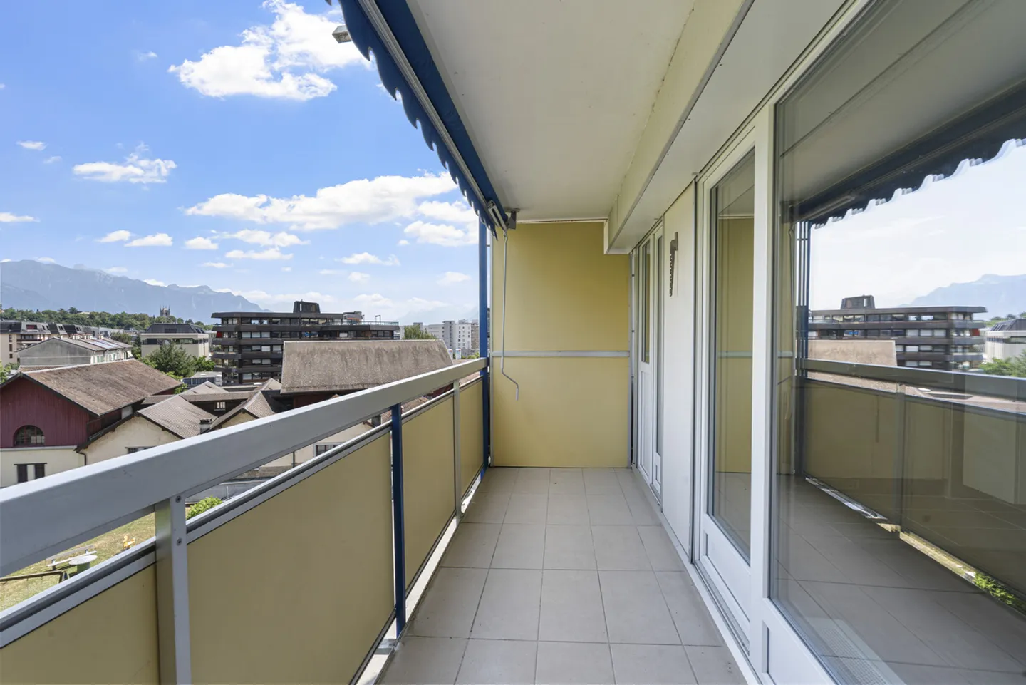 Incantevole studio ristrutturato con balcone - Foto 8 di 9
