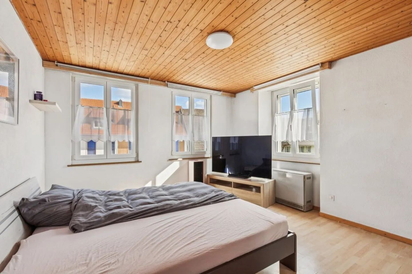 Charmantes Eckhaus mit viel Potenzial - Photo 4 sur 6