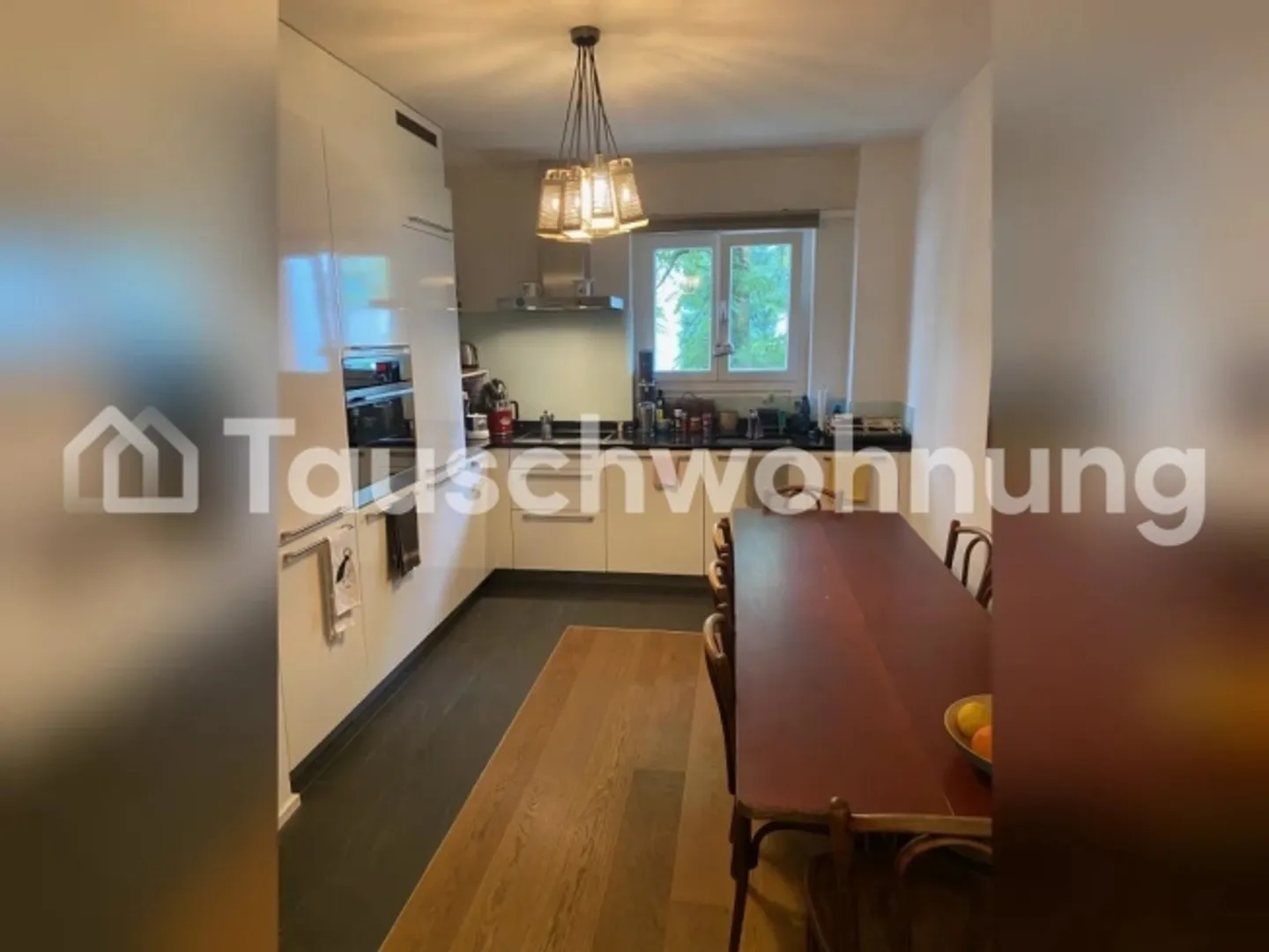 3.5-room apartment at Josefwiese in a listed building - Photo 2 of 4