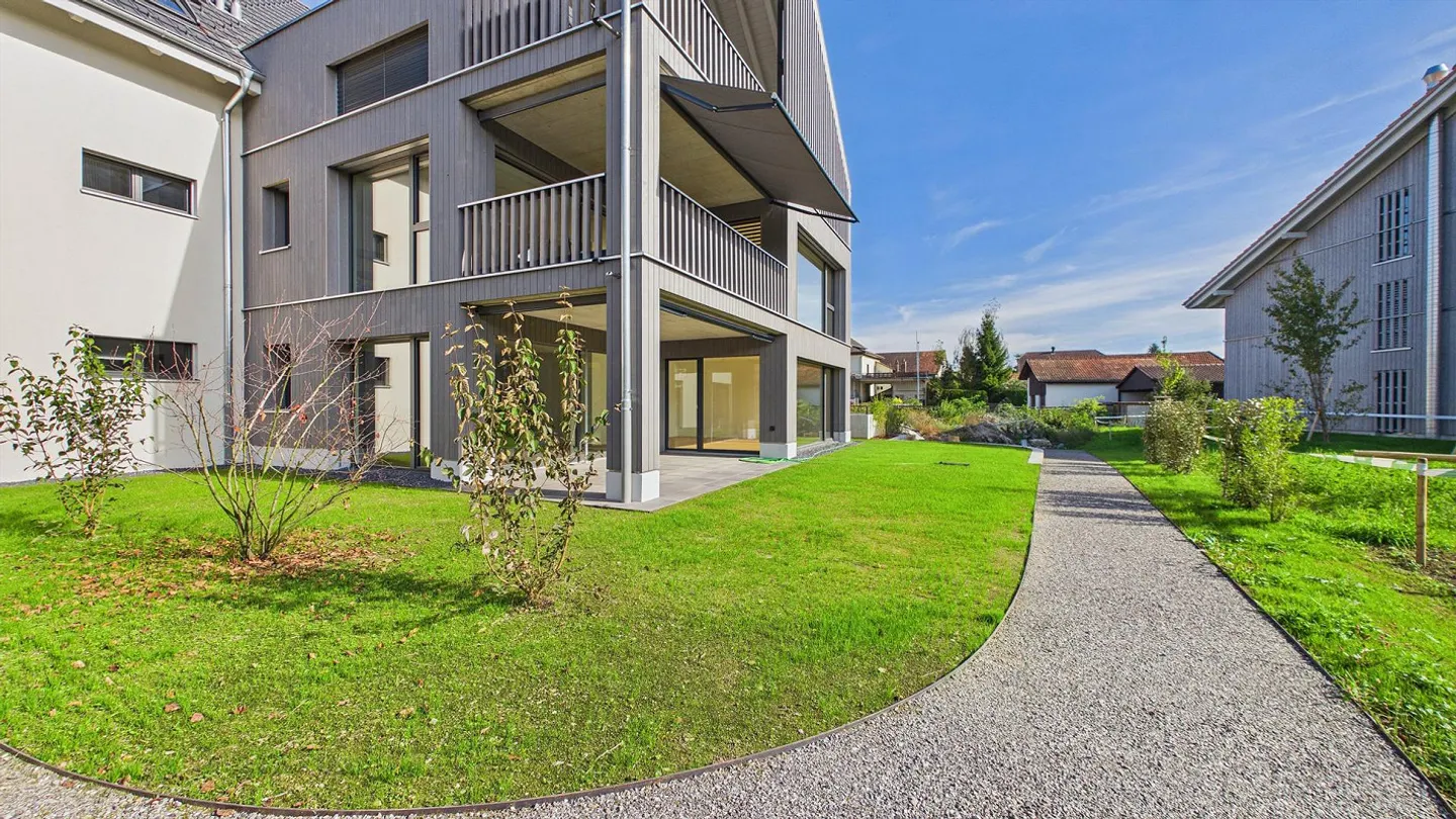 Is the house too big? Here you can enjoy your own garden. - Photo 26 of 27