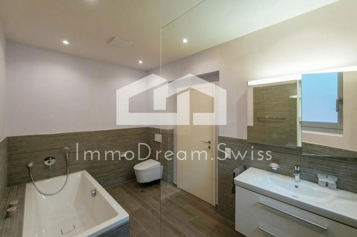 Modernes Apartment mit Seeblick - Foto 10 von 13