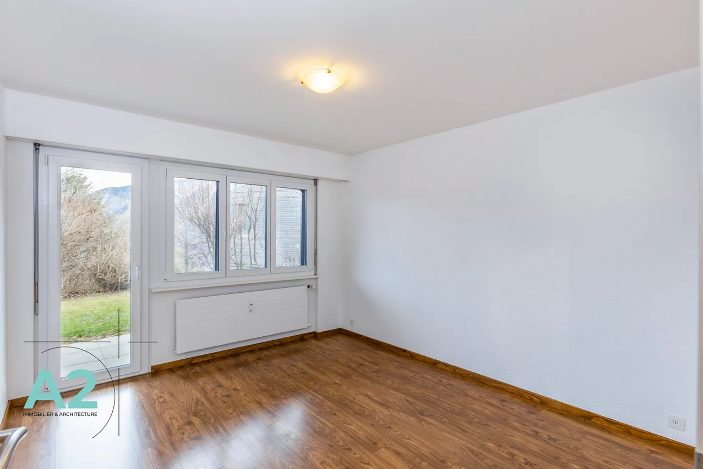 Bright Garden Apartment in Mollens - Photo 8 of 12