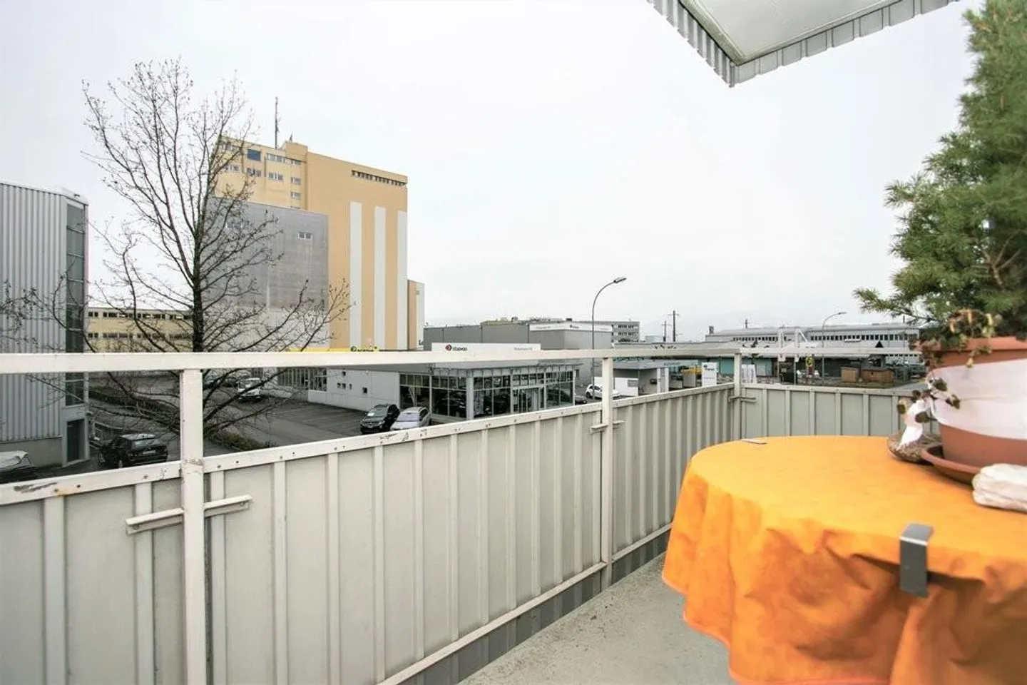 Apartment with modern kitchen & balcony for singles - Photo 6 of 8