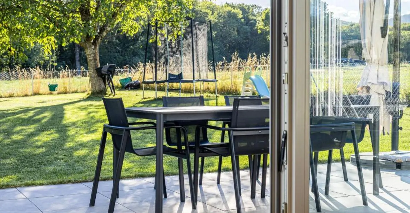 Magnifique villa jumelle dans un écrin de verdure - Foto 3 di 12