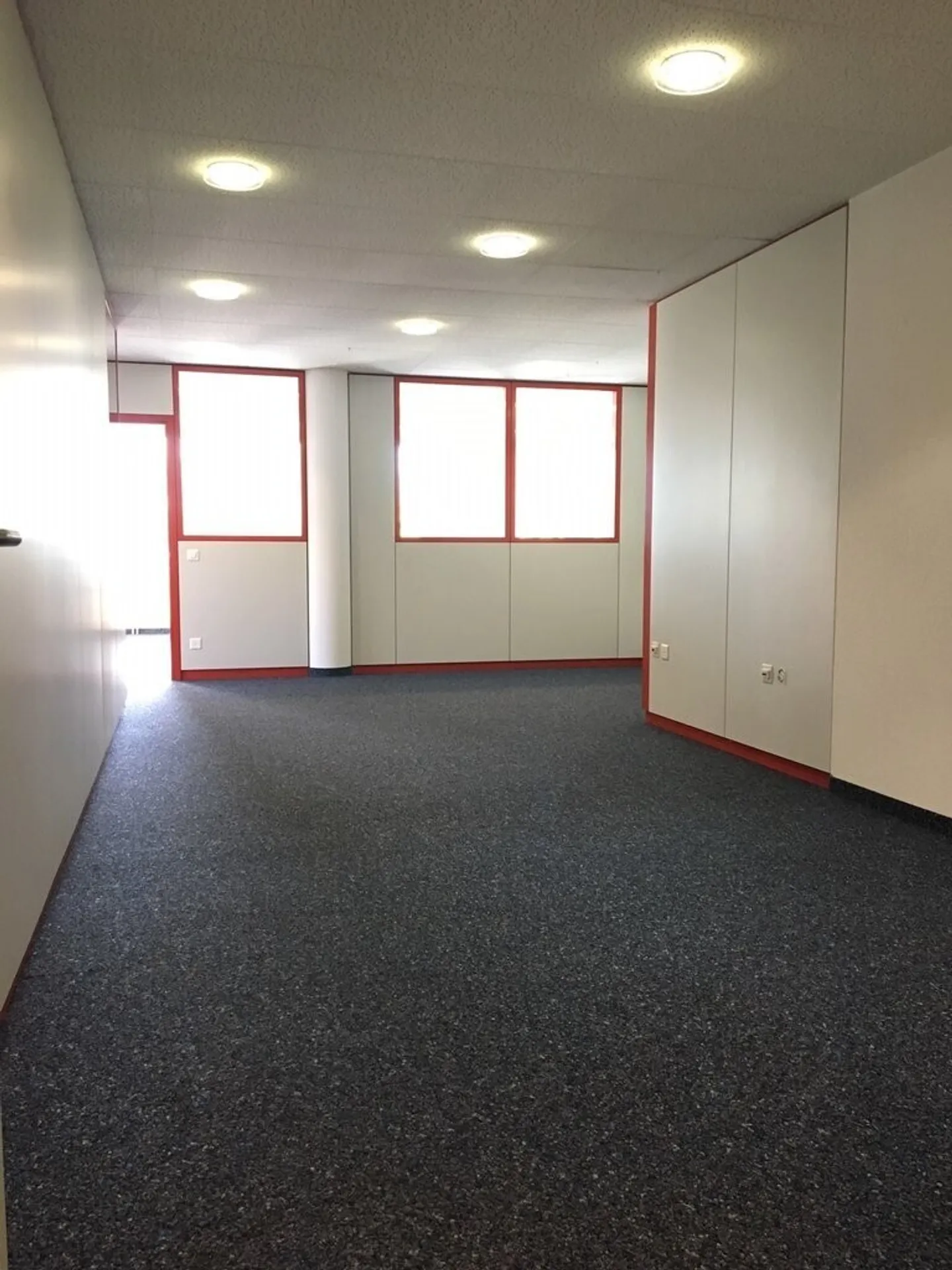 Spazio ufficio in affitto - Foto 1 di 5