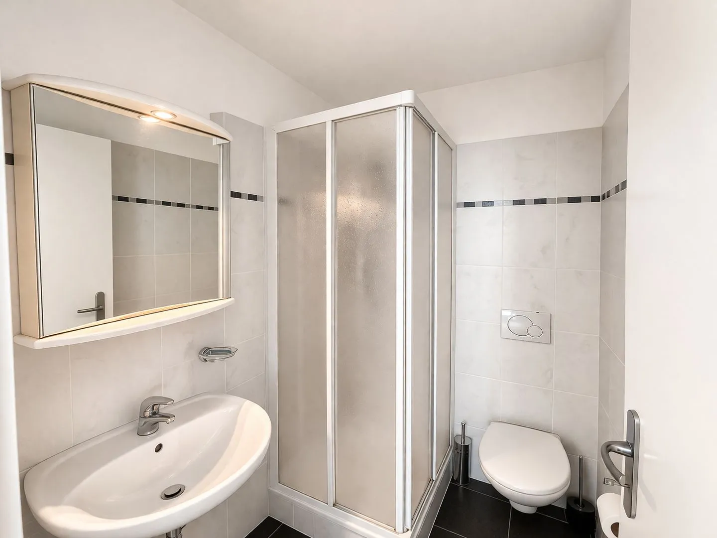Exclusive 4.5-room apartment - Also suitable as a second residence - Photo 7 of 8