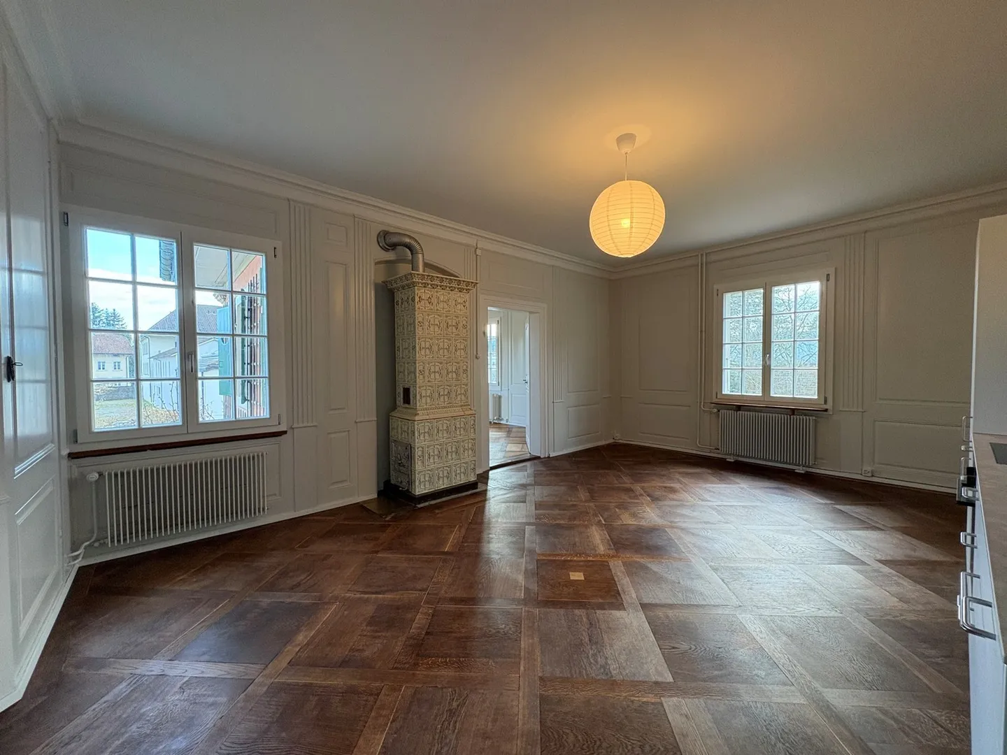 Appartement spacieux de 2 pièces au 1er étage d'une charmante maison patricienne - Photo 5 sur 10