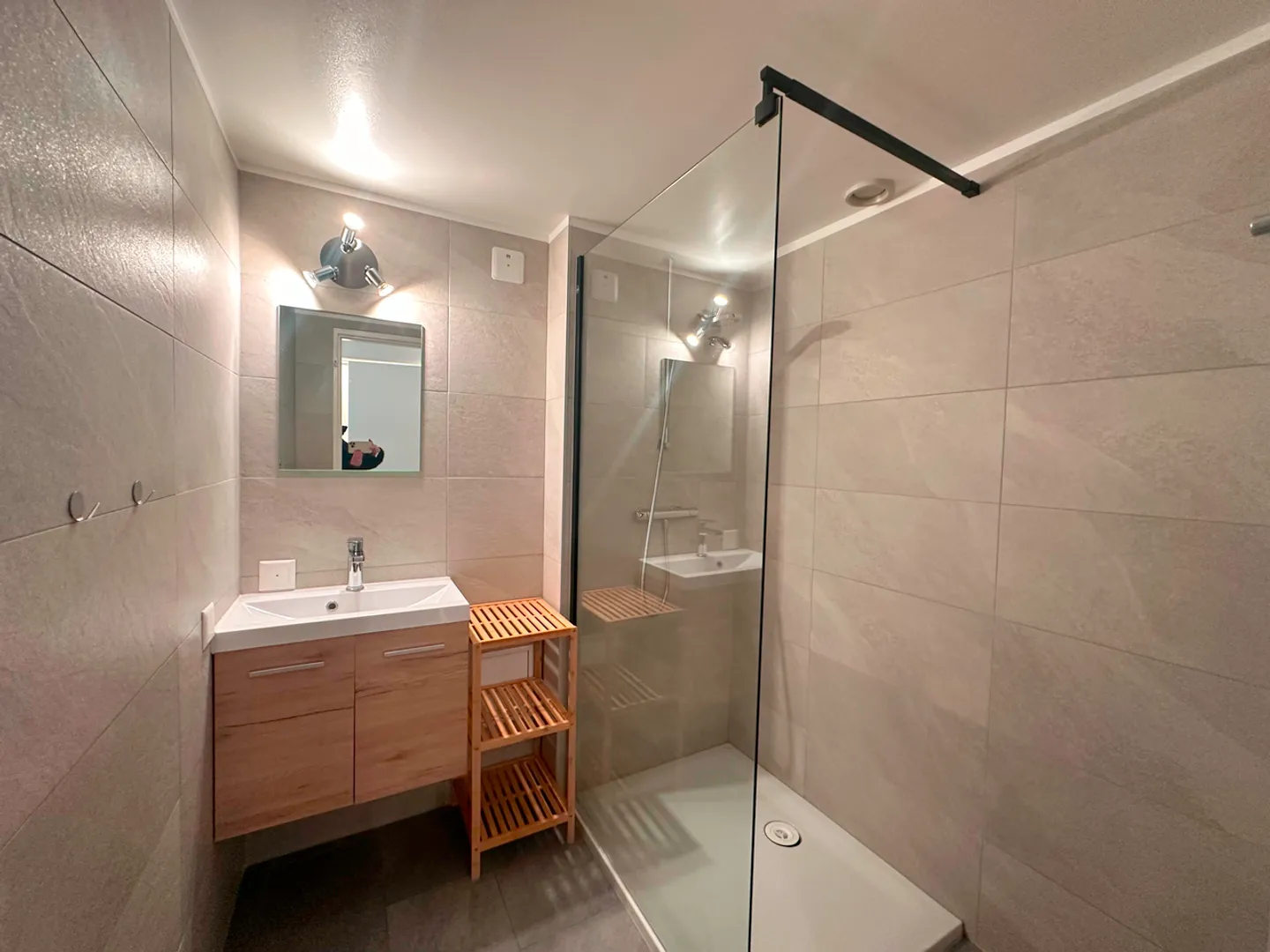 Super Crans Tower: Art of Living and Spectacular View - Photo 5 of 9