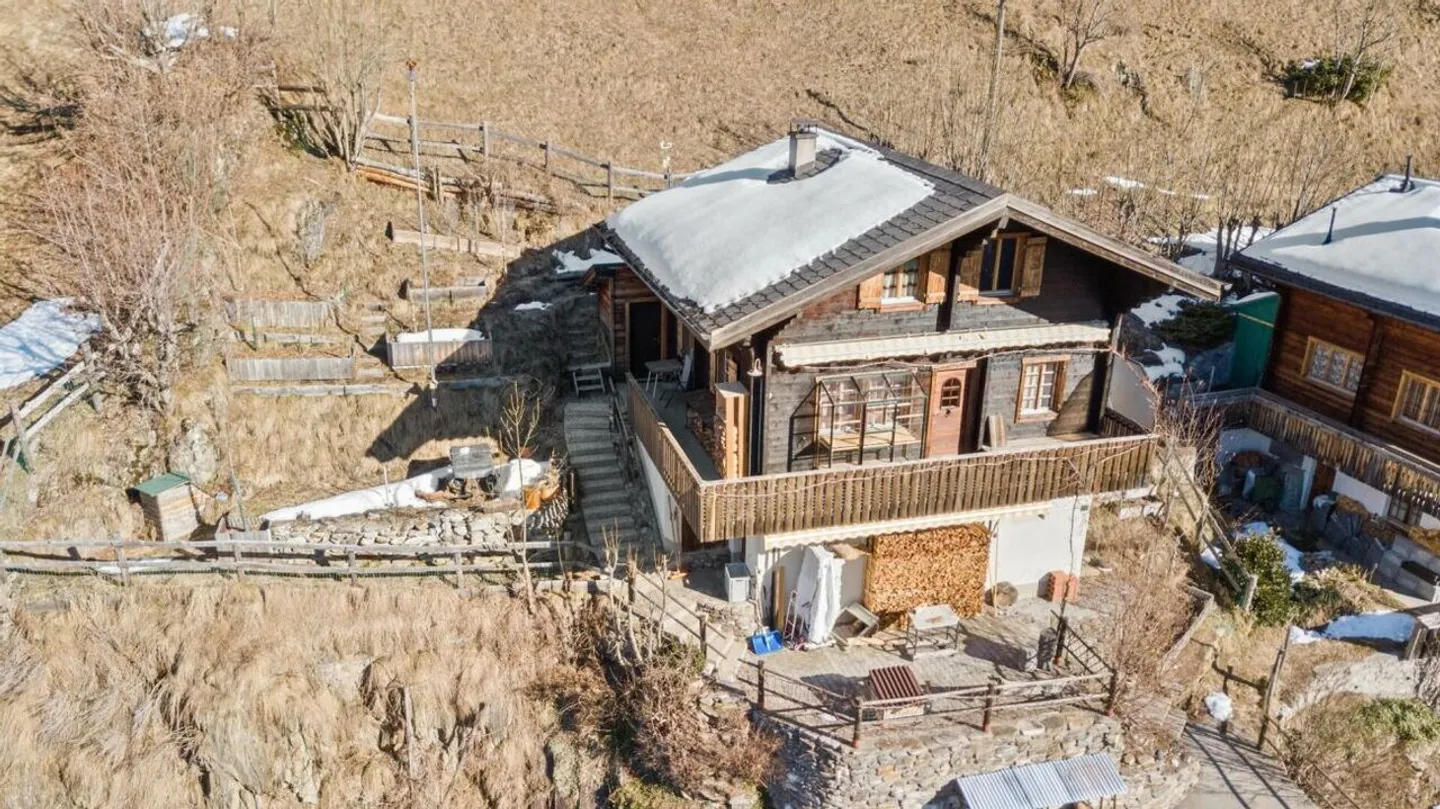 Casa accogliente ad Ausserbinn, perfetta per chi cerca tranquillità - Foto 2 di 26