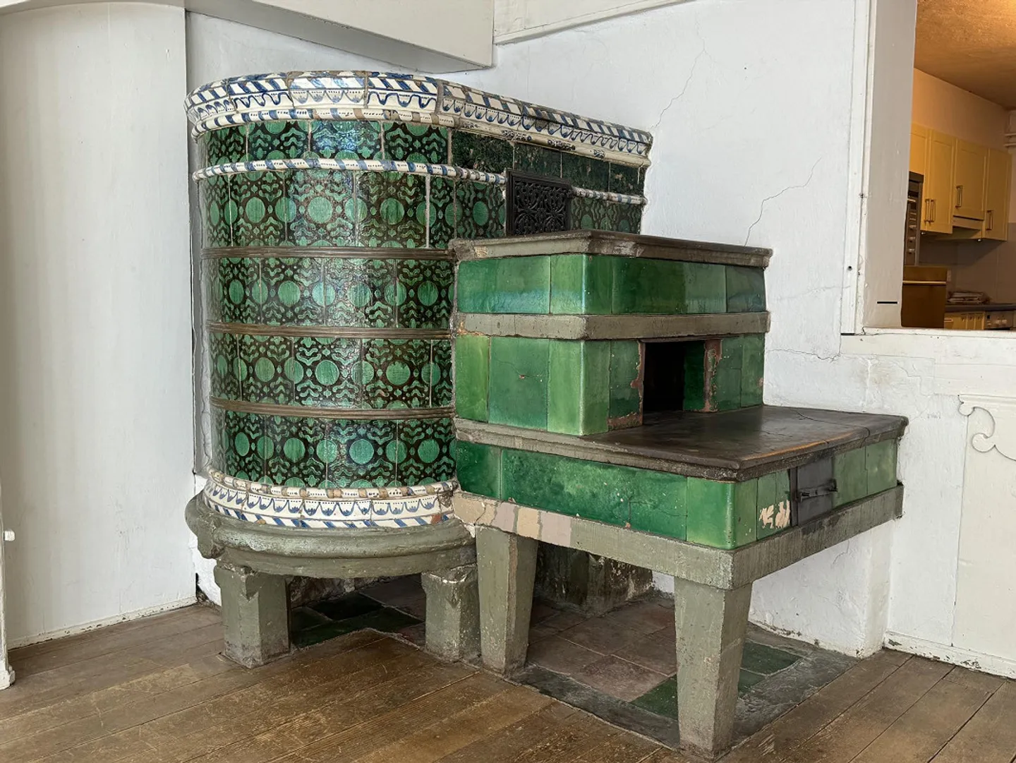 Maison de ville spacieuse de 6 pièces avec bureau et ambiance historique - Photo 2 sur 19