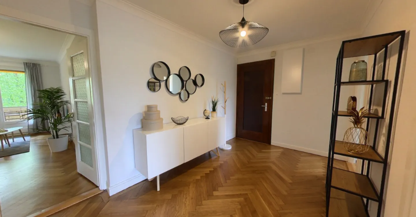 Appartement spacieux de 2 chambres meublé avec balcon et vue sur la rivière à Genève - Photo 10 sur 14