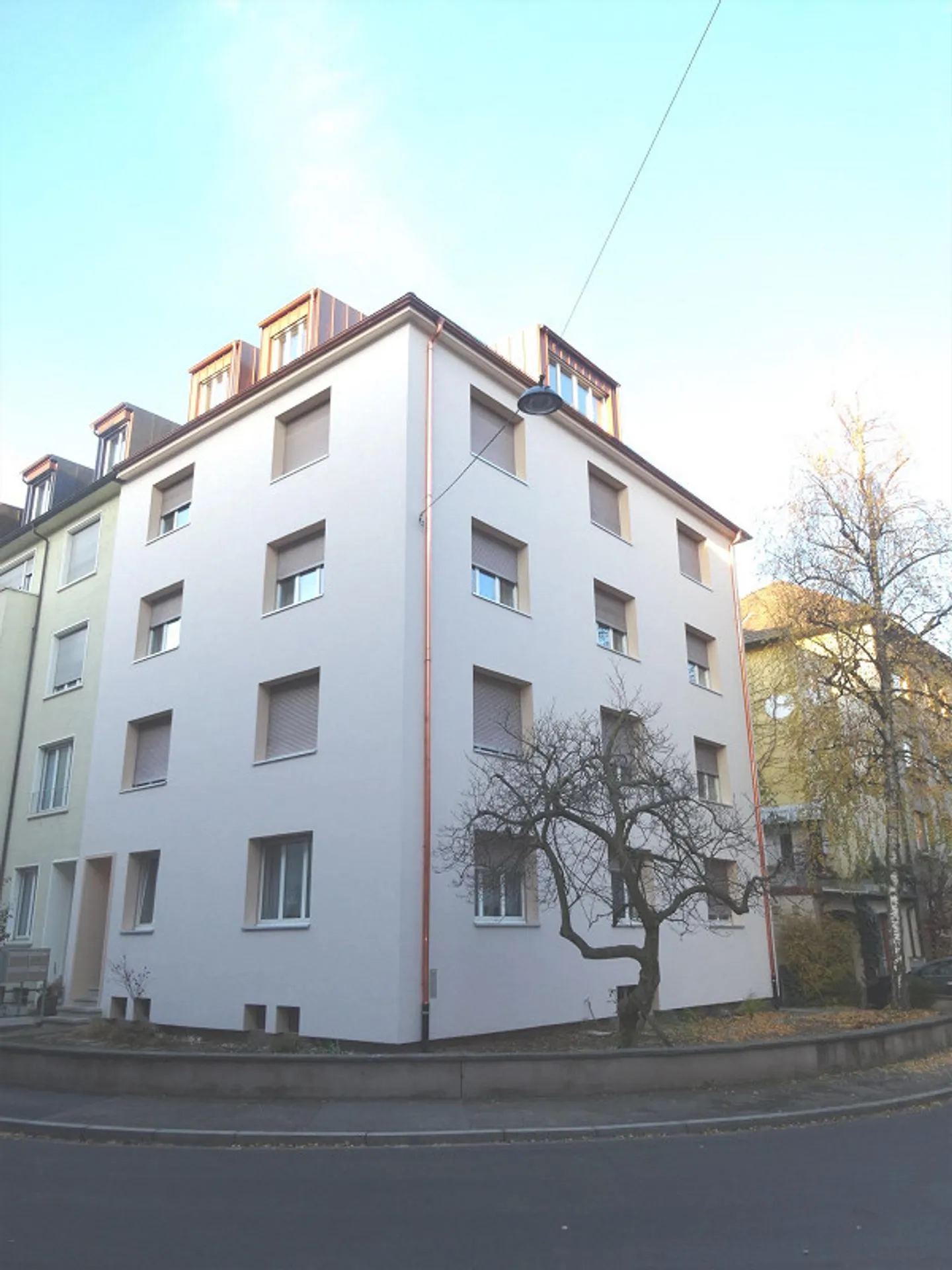 ATTRACTIVE 4.5 ROOM APARTMENT IN A CENTRAL LOCATION - Photo 1 of 6