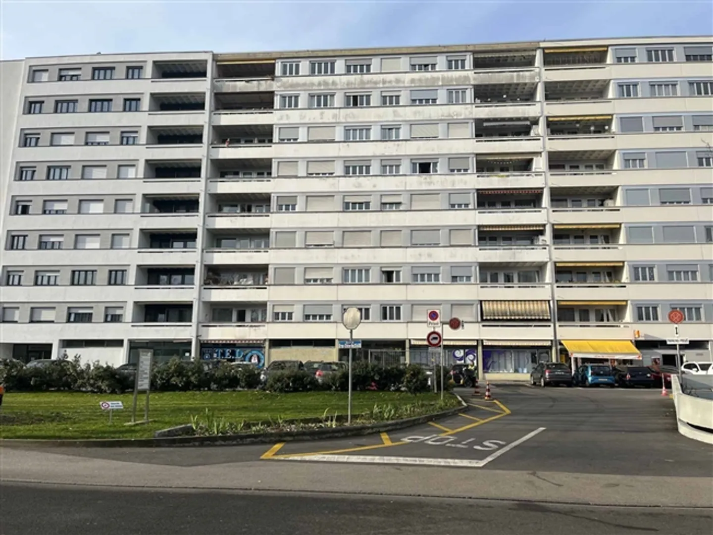 Place de parking - Photo 1 sur 1