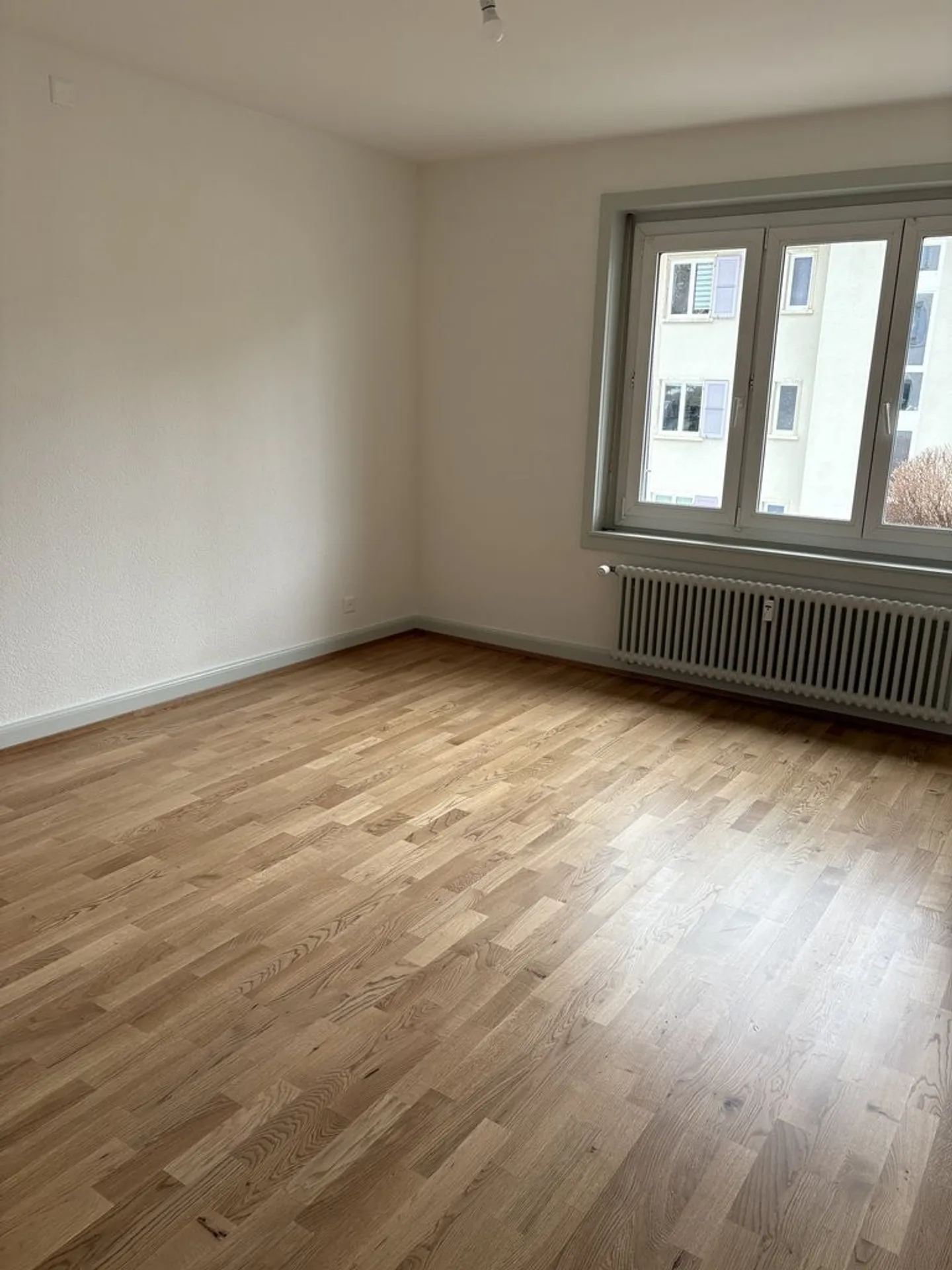 Appartamento completamente ristrutturato, in affitto con o senza mobili - Foto 5 di 6