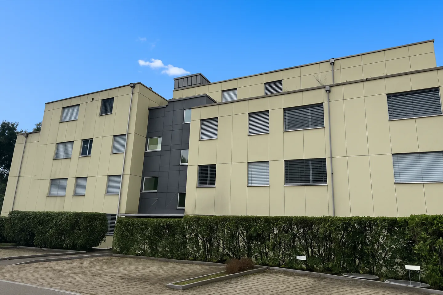 5.5 Zimmer-Attikawohnung, 3.OG an ruhiger Lage - Photo 1 sur 12