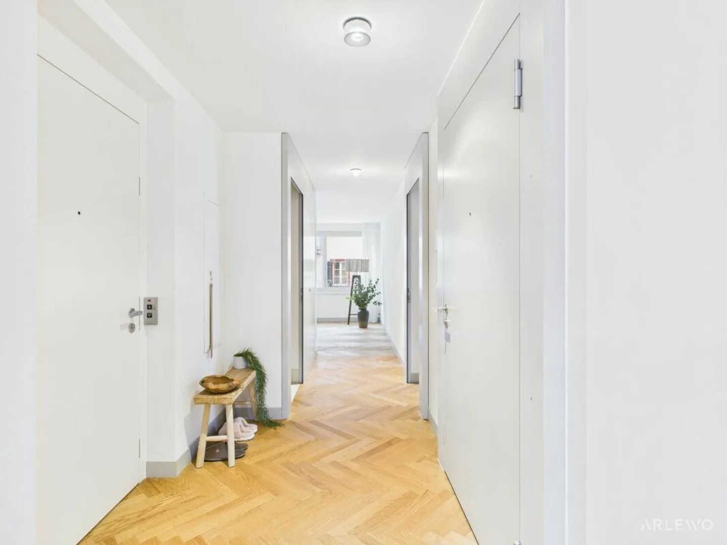 Modern, bright and comfortable - Photo 18 of 18