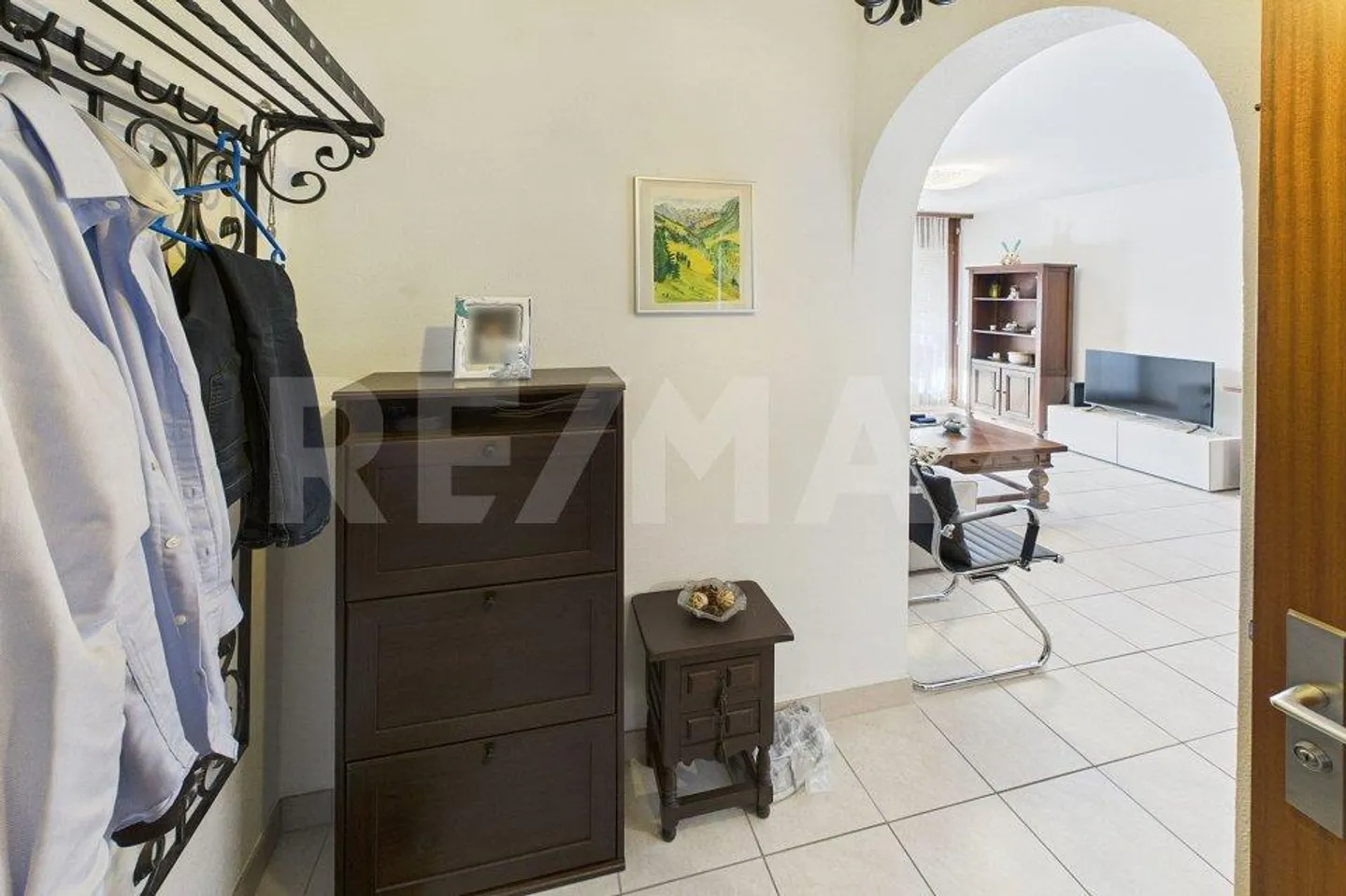 Appartement lumineux de 3½ pièces dans un quartier résidentiel - Photo 3 sur 13