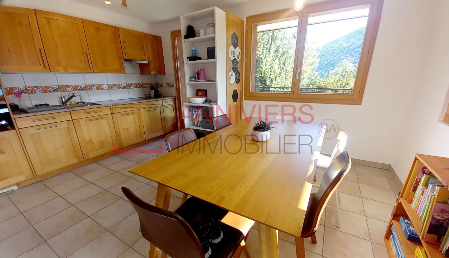 Charmant appartement 4 pièces à Grimentz avec vue imprenable - Photo 12 sur 13