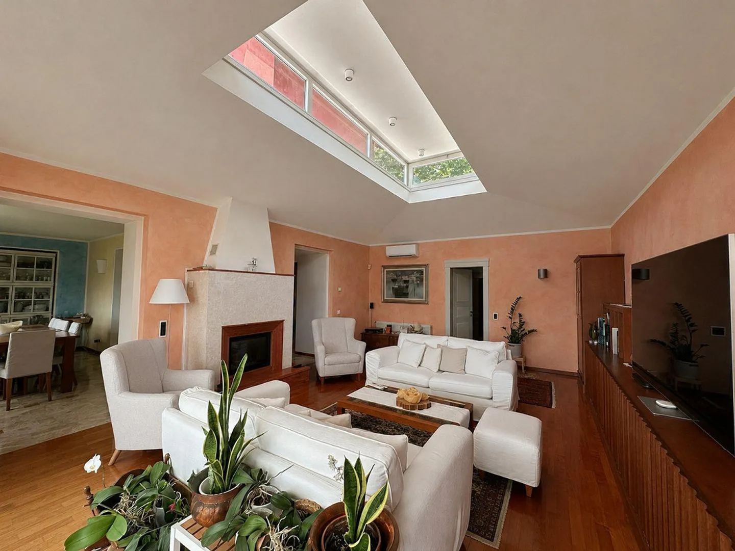 Magnifique villa uni-bi familiale avec jardin bien entretenu, orientation optimale et vue dégagée - Photo 5 sur 29