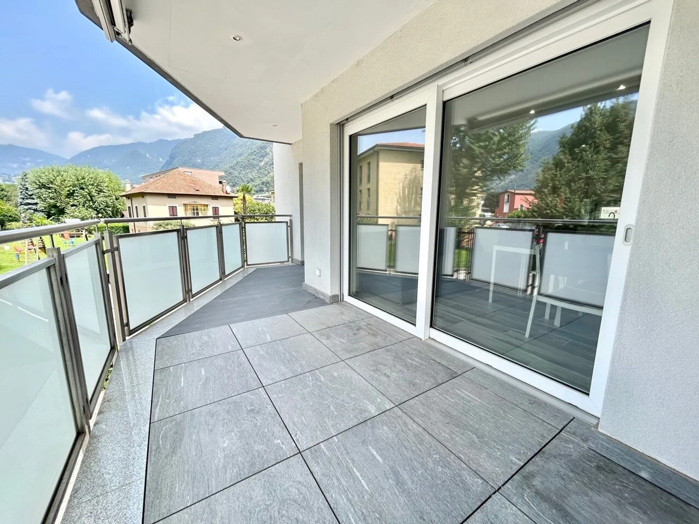 Recherche d'un locataire pour un appartement moderne de 2,5 pièces à Capolago - Photo 8 sur 10