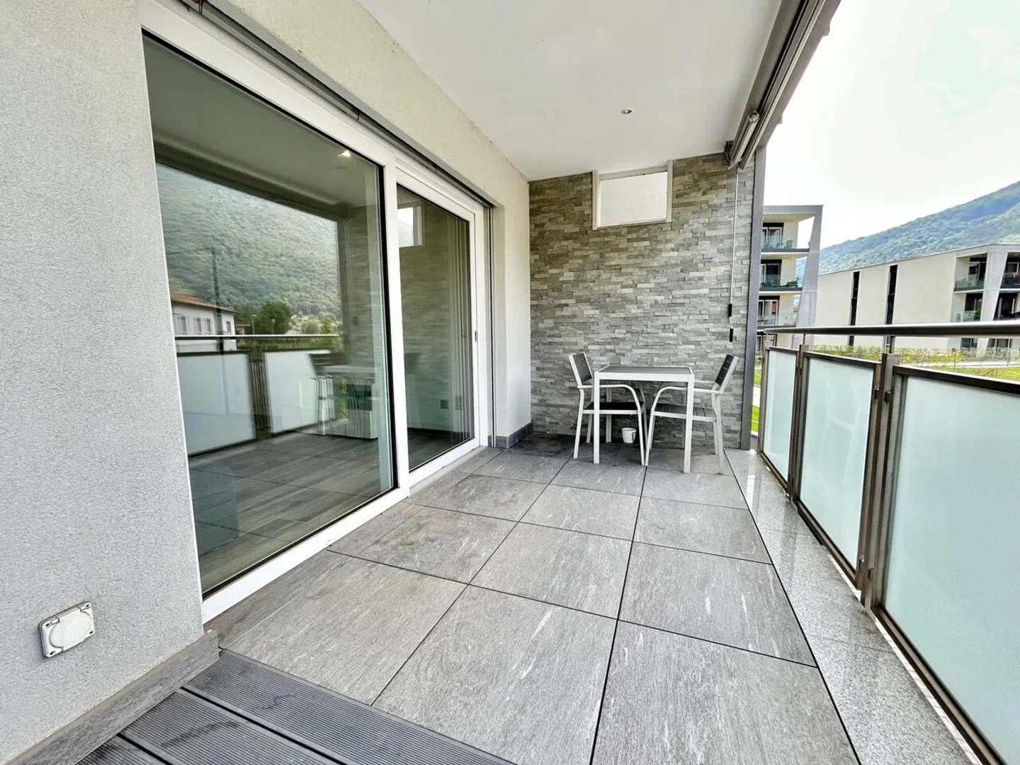 Recherche d'un locataire pour un appartement moderne de 2,5 pièces à Capolago - Photo 9 sur 10