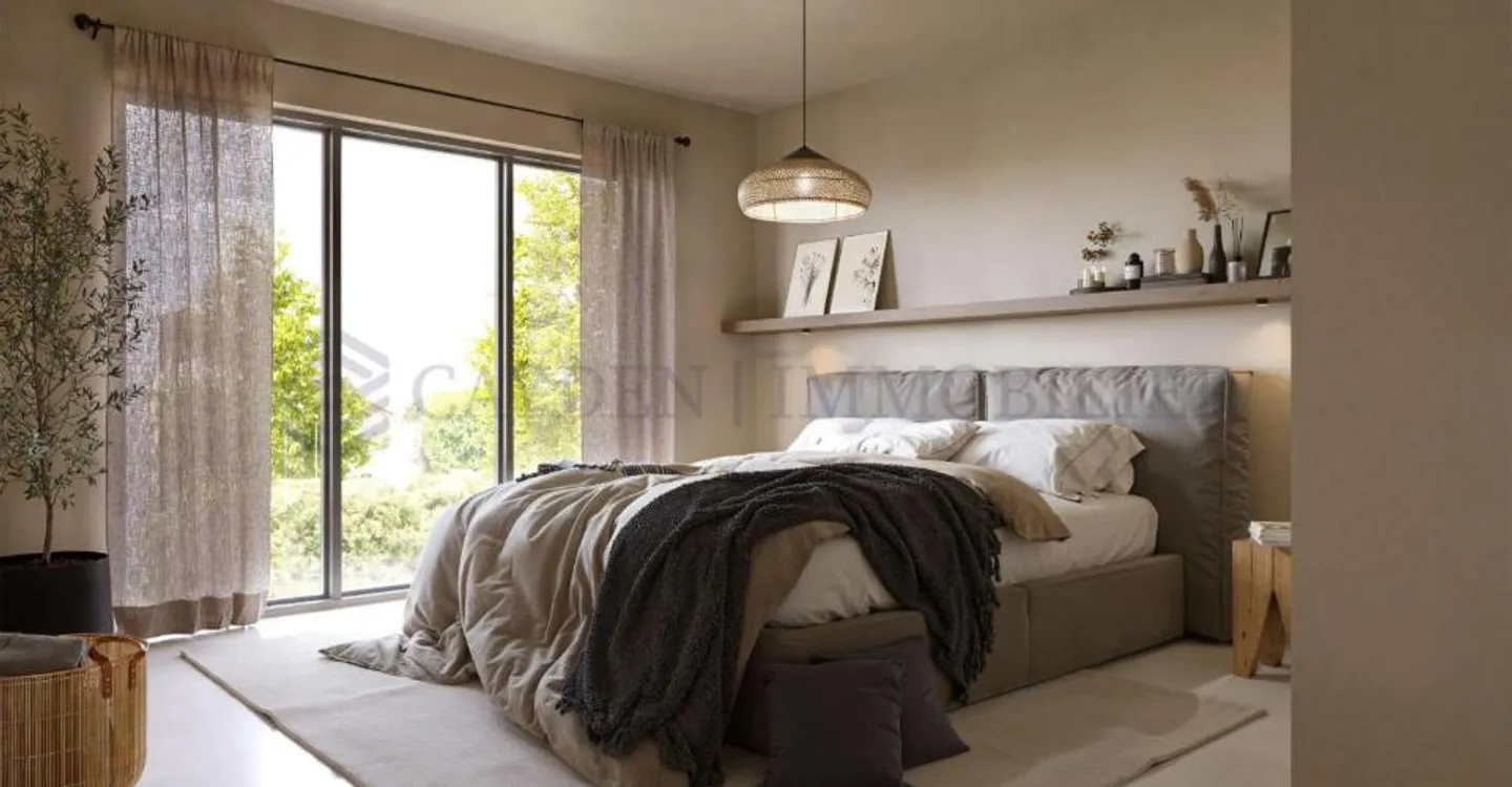 New contemporary villa with private garden - Photo 5 of 6