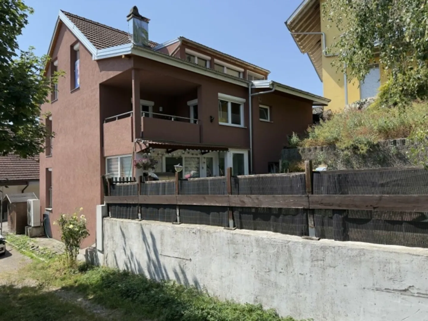 GROSSZÜGIGE 4.5-ZIMMER-WOHNUNG IN BEGEHRTER UND RUHIGER LAGE - Foto 5 von 17